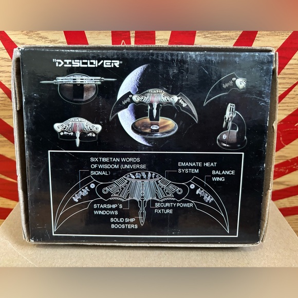 Vintage UFO Fantasy Knife with Stand - Picture 2 of 13